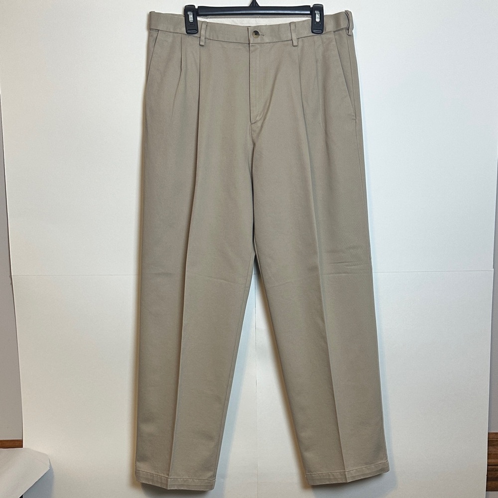 Haggar Men’s Pleated Front Dress Pants Size 34x30